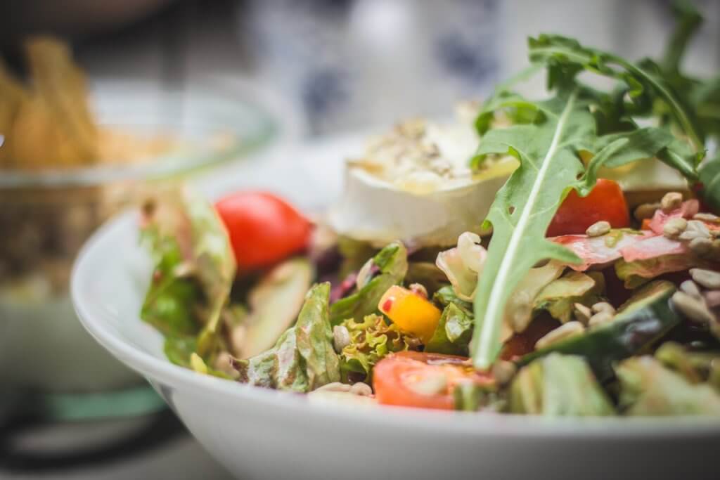 Salad, plant-based diet