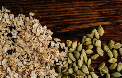 High-fiber meal: Oats and seeds
